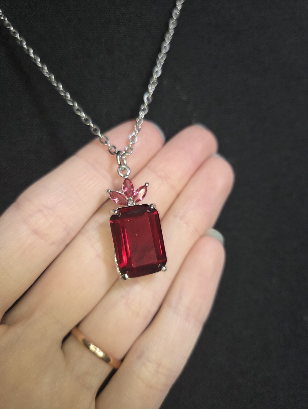 Crown 925 Sterling Silver Emerald Cut Red Pendant Necklace Pink Filigree Jewel